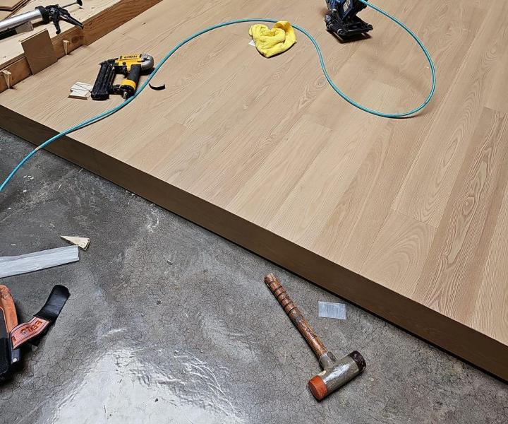 Installation de plancher bois franc Laval